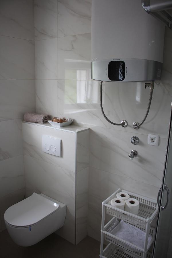 Apartments Bonaca Рованьска Екстер'єр фото